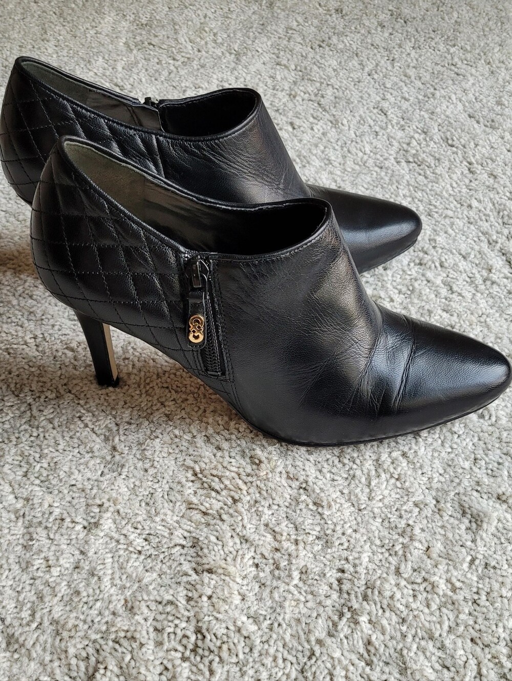 Cole Haan Black Leather Booties With Quilted Detail  3 " Heels 7B Fabulous!